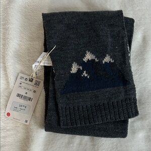 Zara Kids Dark Gray Scarf with Mountain Design
